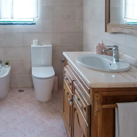 Semesterbostad Casa Da Alegria - Piscina, Sala De Jogos, 4 Quartos Cardigos