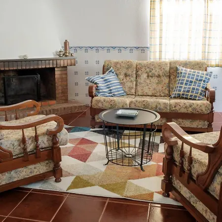 Casa Da Alegria - Piscina, Sala De Jogos, 4 Quartos Cardigos