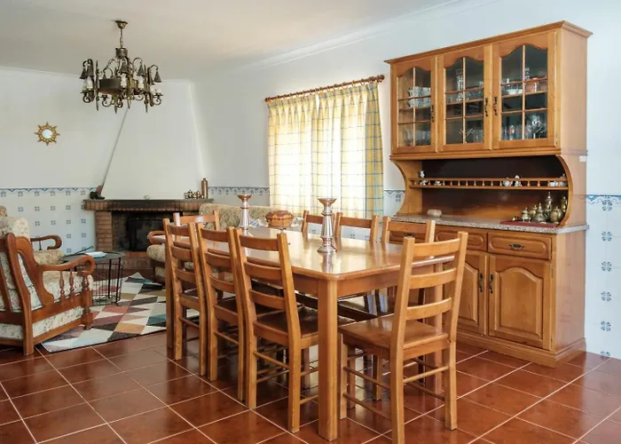 Casa Da Alegria - Piscina, Sala De Jogos, 4 Quartos بيت للعطل Cardigos