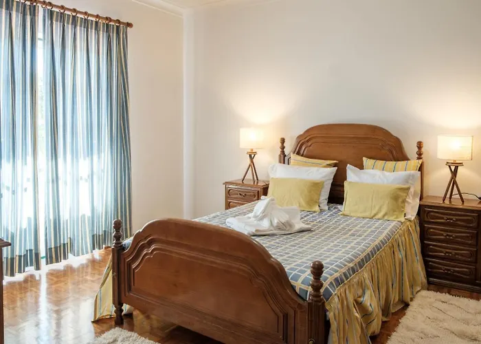 Casa Da Alegria - Piscina, Sala De Jogos, 4 Quartos *